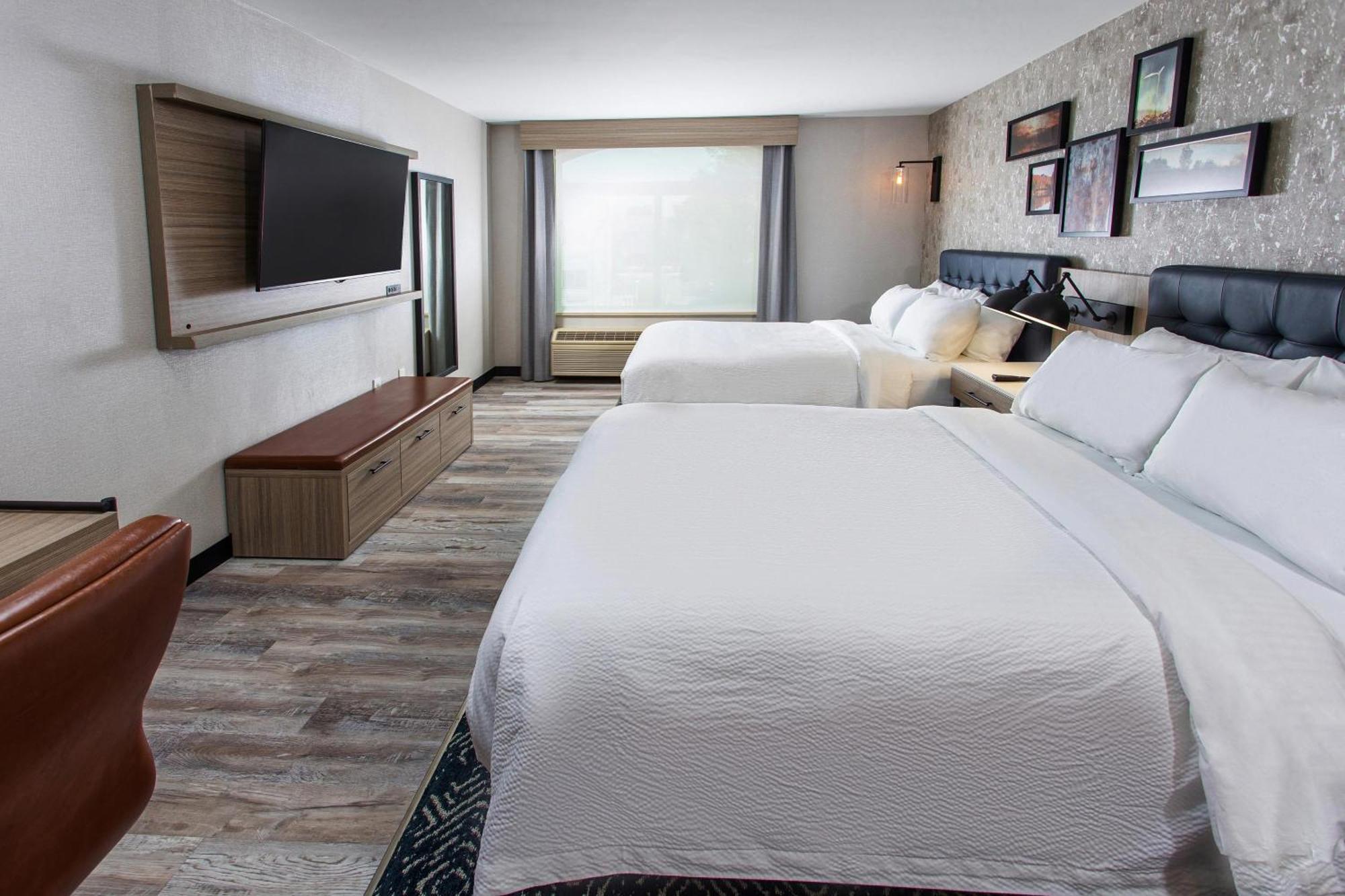 Four Points By Sheraton Appleton Exterior photo