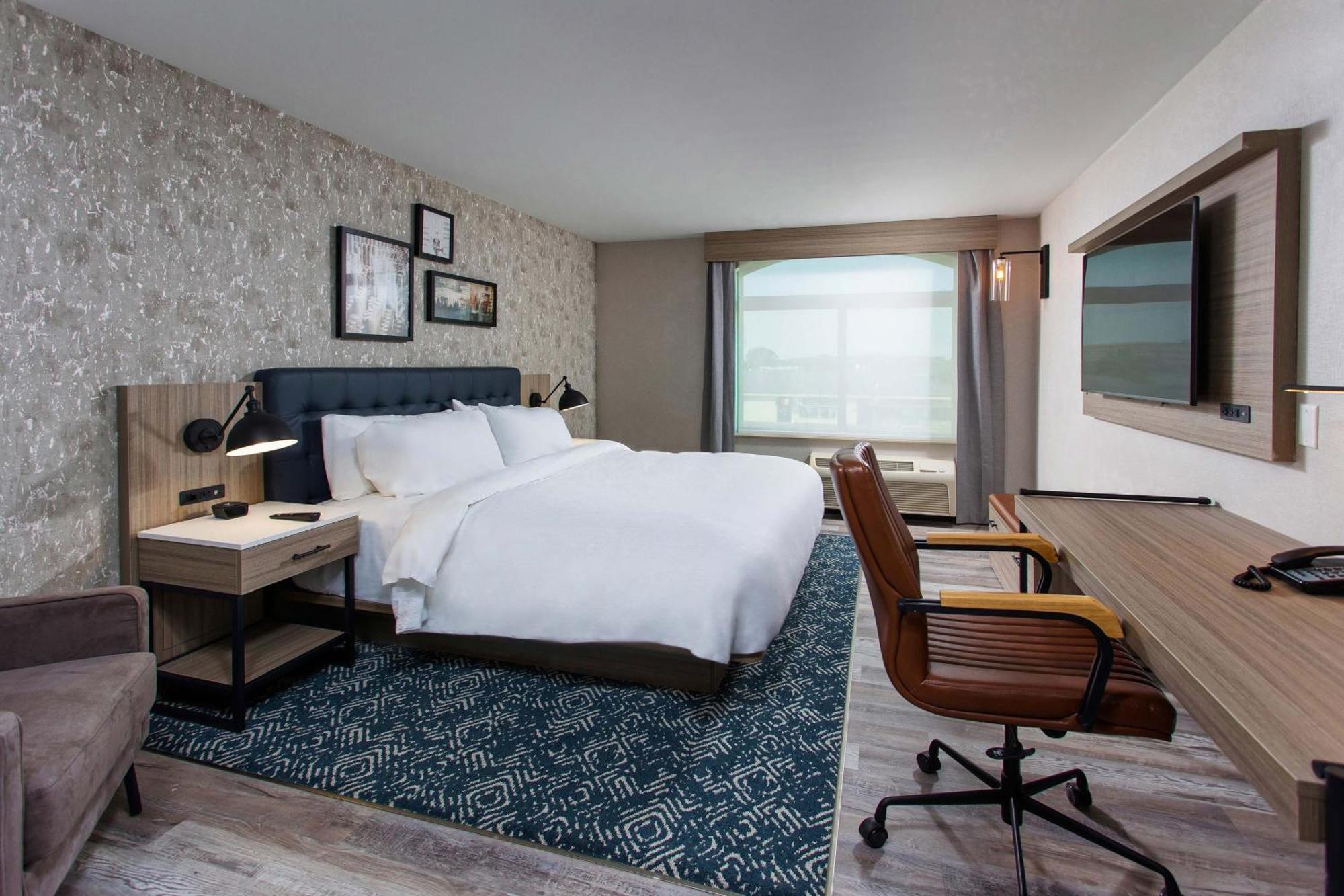 Four Points By Sheraton Appleton Exterior photo