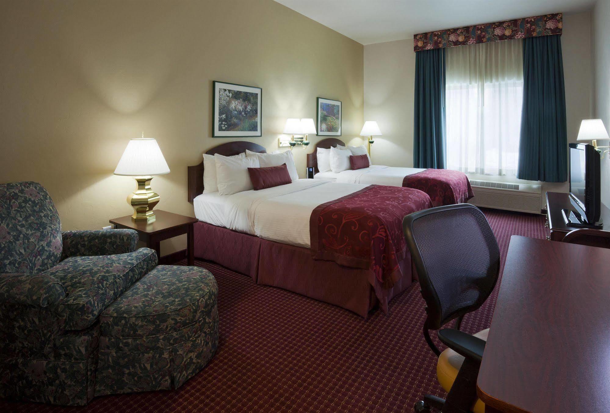 Four Points By Sheraton Appleton Exterior photo